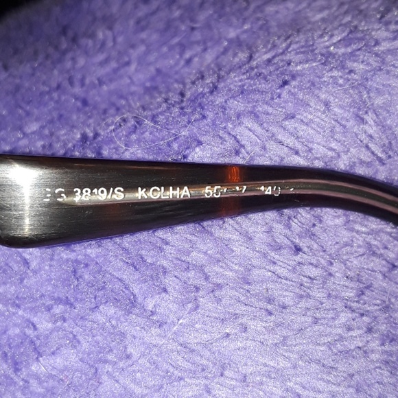 Authentic Gucci sunglasses - Picture 5 of 6